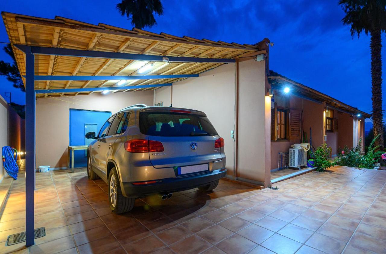 Cozy Small Smart Villa With Private Pool Mikri Mantineia Kalamata Dış mekan fotoğraf